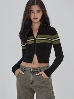 Guess : Chest Stripe Full Zip Top
