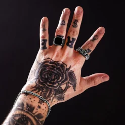 Hits : Dark Signet Ring