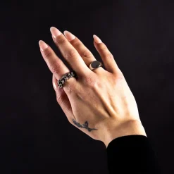 Hits : Signet Ring