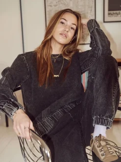 Noisy May : Lucca O-N Top