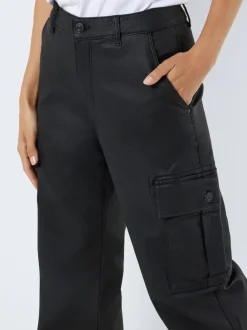 Noisy May : Normal Waist Cargo Coated Pants