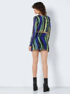 Noisy May : Wave Print Mesh Top