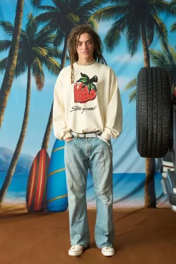Stay Cool nyc : Scratch N Sniff Strawberry Crew