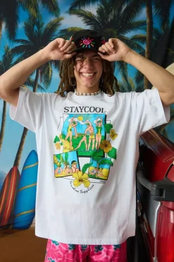 Stay Cool nyc : Vacation Tee